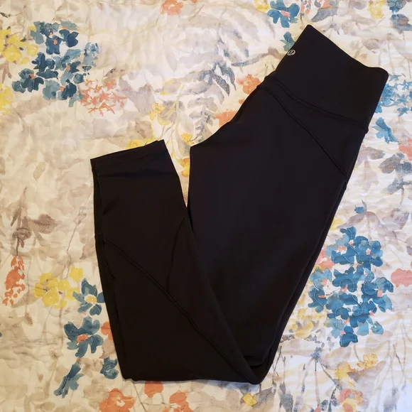 Lululemon In Movement Tight - Picture 7 of 10